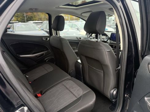 Used 2021 Ford EcoSport SE image 18
