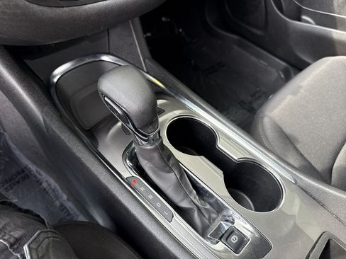 Used 2024 Chevrolet Malibu LT FWD image 25