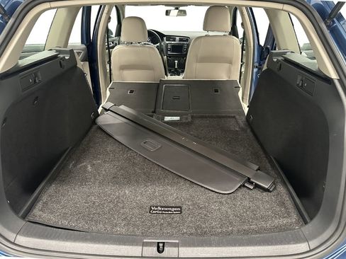 Used 2019 Volkswagen Golf Alltrack S AWD/4WD image 16