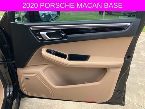 Used 2020 Porsche Macan AWD/4WD image 13