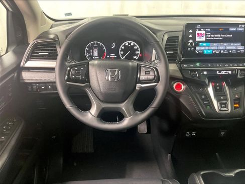 Used 2025 Honda Odyssey EX-L image 18