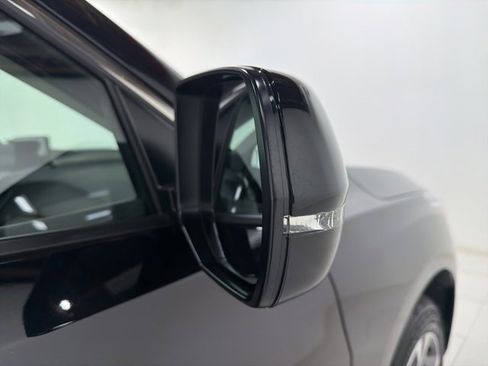 Certified 2025 Acura RDX w/ Technology Package image 26