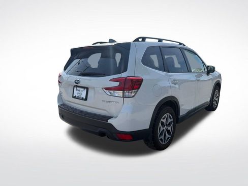 Used 2024 Subaru Forester Premium AWD/4WD image 13