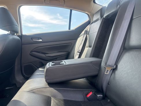 Used 2023 Nissan Altima 2.5 SL FWD image 36