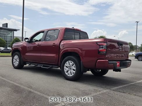 Used 2022 Nissan Frontier SV RWD image 3