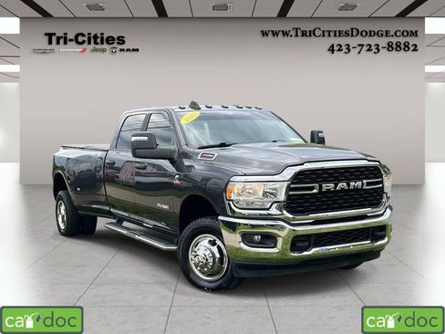 Used 2024 RAM 3500 Big Horn AWD/4WD image 1