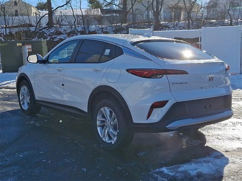 New 2026 Buick Envista Preferred w/ Advanced Safety Package image 4