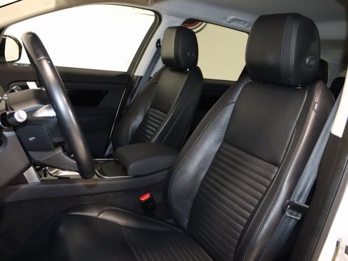 Used 2020 Land Rover Discovery Sport S image 34