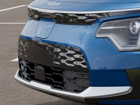 New 2025 Kia Niro Wind w/ Wind Preserve Package FWD image 12