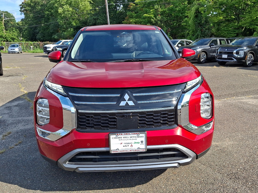 Used 2025 Mitsubishi Outlander SE AWD/4WD image 8
