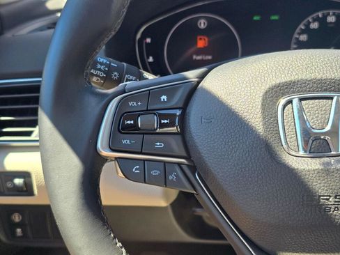 Used 2018 Honda Accord EX-L image 19