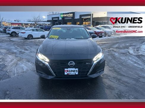 Used 2023 Nissan Altima 2.5 SV image 13