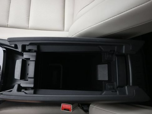 Certified 2021 Nissan Rogue SV w/ Premium Package AWD/4WD image 19
