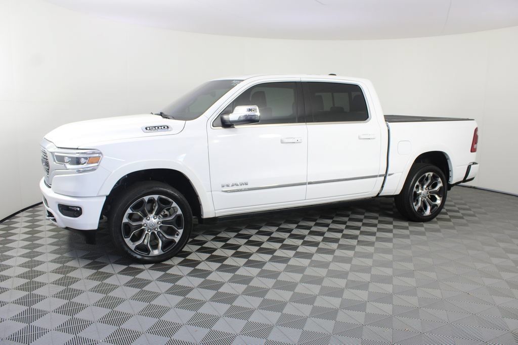 Used 2024 RAM 1500 Limited AWD/4WD image 2