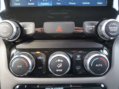 Used 2022 RAM 1500 Big Horn w/ Trailer Tow Group image 32