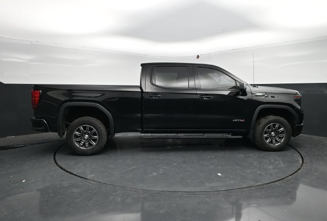 Used 2024 GMC Sierra 1500 AT4 w/ AT4 Preferred Package AWD/4WD image 10