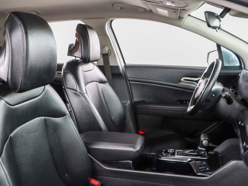 Used 2023 Kia Sportage EX image 26
