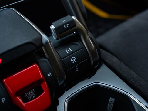 Used 2024 Lamborghini Urus S AWD/4WD image 42