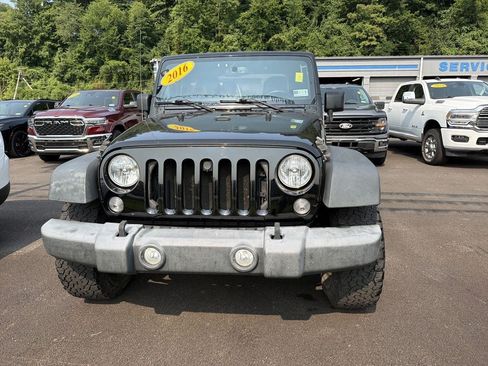 Used 2016 Jeep Wrangler Sport w/ Quick Order Package 23S AWD/4WD image 16