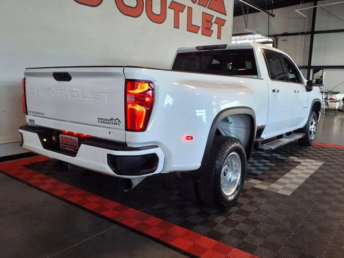 Used 2023 Chevrolet Silverado 3500 High Country w/ Snow Plow Prep/Camper Package AWD/4WD image 6