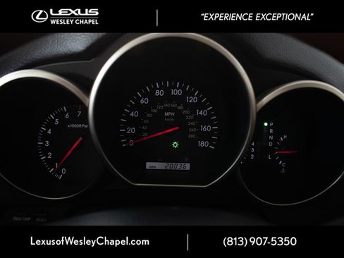 Used 2004 Lexus SC 430 Convertible RWD image 25