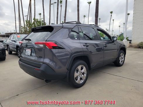 Certified 2023 Toyota RAV4 XLE FWD image 4