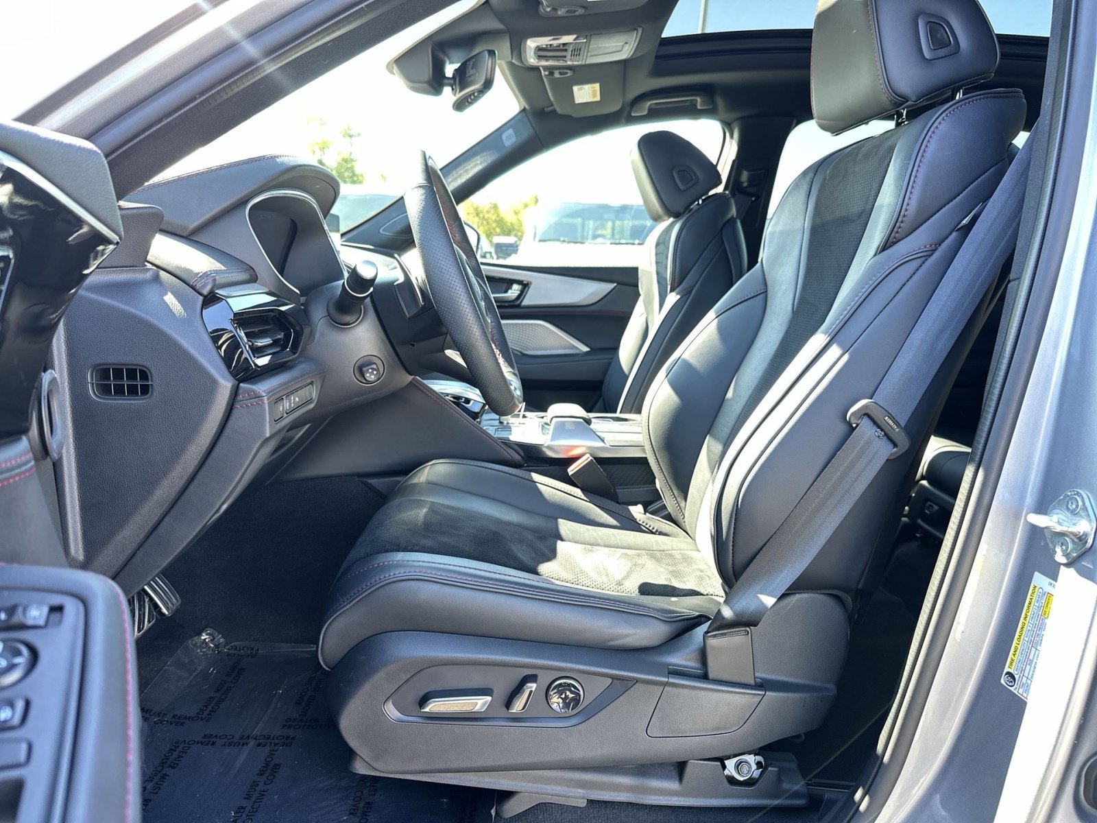 Used 2023 Acura MDX A-Spec AWD/4WD image 14