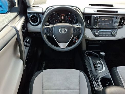 Used 2016 Toyota RAV4 XLE AWD/4WD image 14