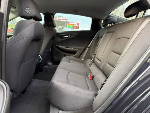 Used 2023 Chevrolet Malibu LT image 11