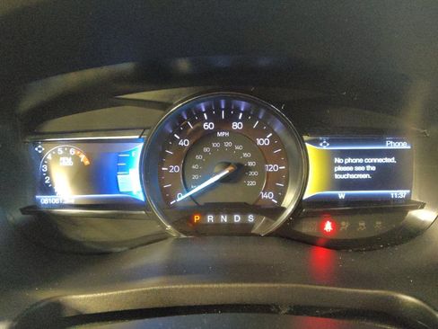 Used 2019 Ford Explorer XLT w/ Equipment Group 202A AWD/4WD image 23