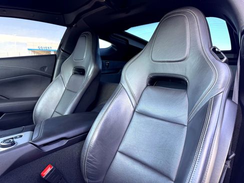 Used 2019 Chevrolet Corvette Grand Sport w/ Carbon Flash Badge Package image 22