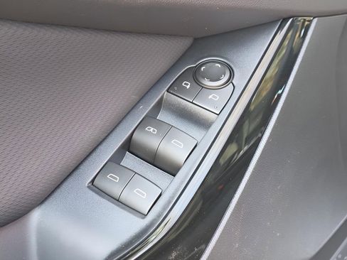 New 2026 Chevrolet Equinox LT w/ Safety and Technology Package image 15