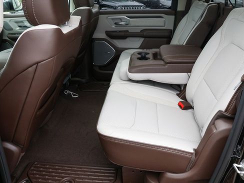 New 2026 RAM 1500 Laramie AWD/4WD image 16