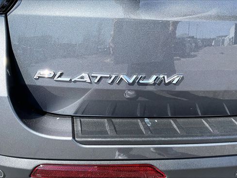 Used 2025 Ford Explorer Platinum w/ LUX Leather Package image 31