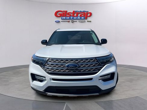Used 2021 Ford Explorer Limited w/ Equipment Group 301A AWD/4WD image 2