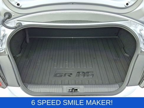 Used 2025 Toyota GR86 Premium RWD image 28