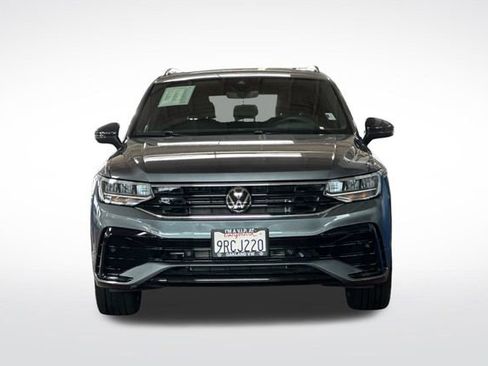Certified 2024 Volkswagen Tiguan SE R-Line image 11