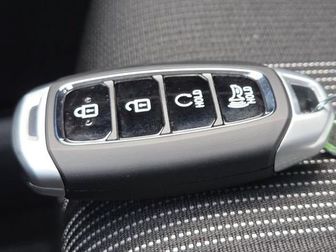 New 2026 Hyundai Venue SEL FWD image 33