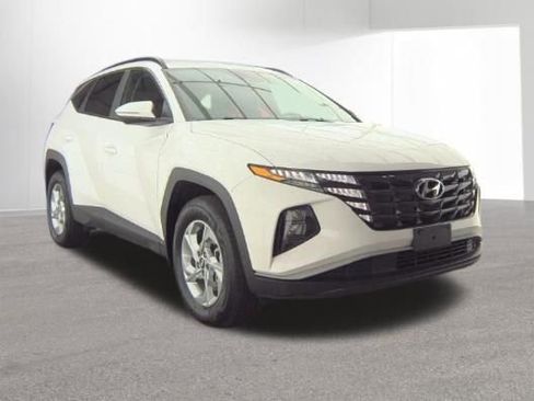 Used 2023 Hyundai Tucson SEL image 2