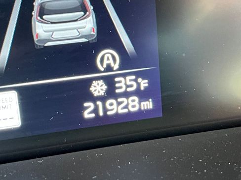 Used 2025 Kia Soul LX w/ LX Technology Package image 38