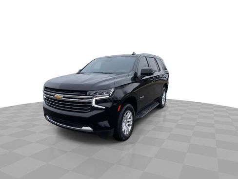 Used 2023 Chevrolet Tahoe LT w/ Luxury Package image 6