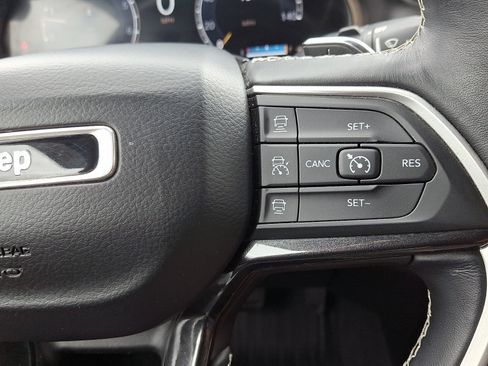 Used 2021 Jeep Grand Cherokee L Laredo AWD/4WD image 23