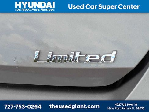 Certified 2023 Hyundai Elantra Limited w/ Cargo Package FWD image 12