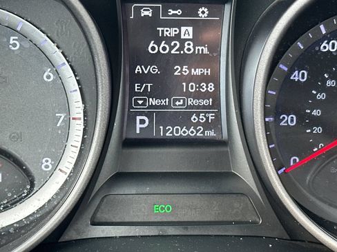 Used 2016 Hyundai Santa Fe Sport FWD image 23