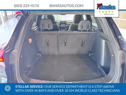 Certified 2023 Chevrolet TrailBlazer RS w/ Sun and Liftgate Package AWD/4WD image 9
