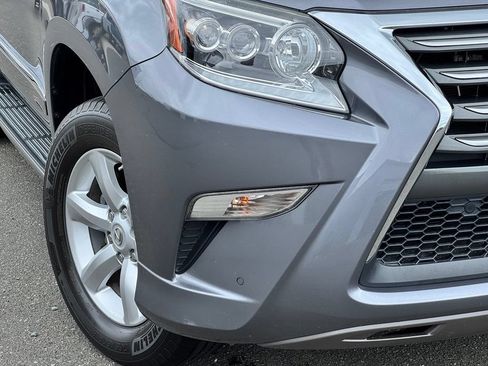 Used 2017 Lexus GX 460 w/ Navigation Package AWD/4WD image 44