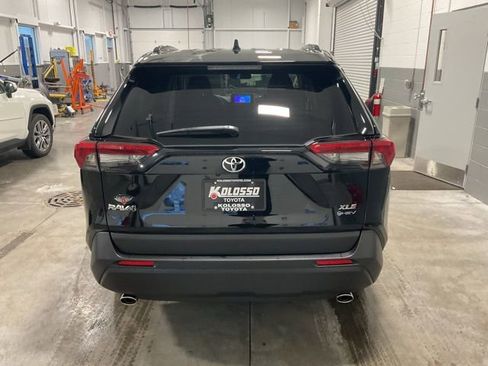 New 2025 Toyota RAV4 XLE image 6