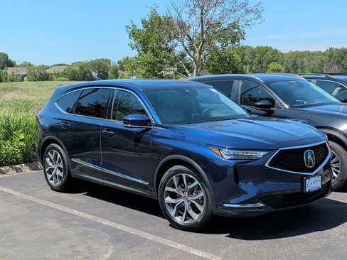 Used 2024 Acura MDX SH-AWD w/ Technology Package image 2
