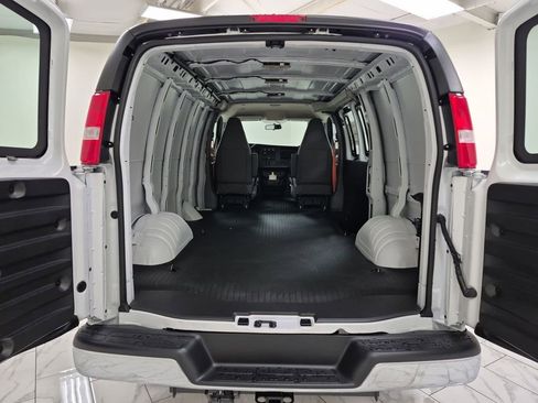 New 2025 Chevrolet Express 2500 w/ Driver Convenience Package image 27