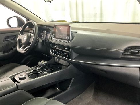 Used 2023 Nissan Rogue S AWD/4WD image 14